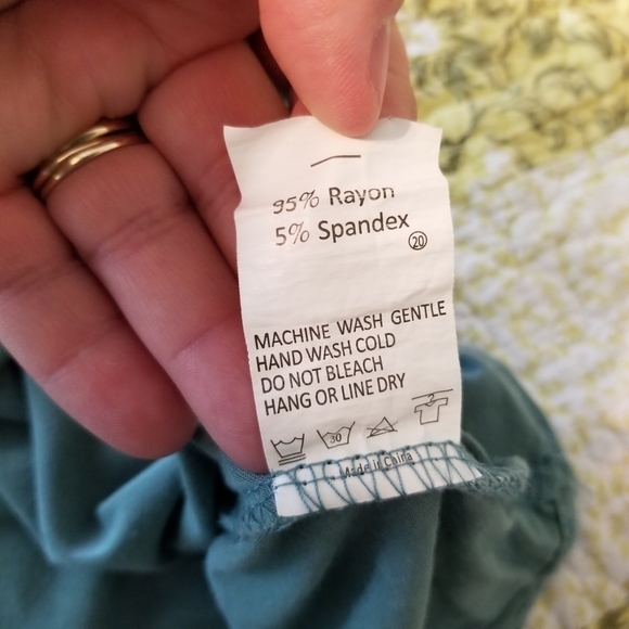 Belaroi Dress, sz Lg - Picture 5 of 5